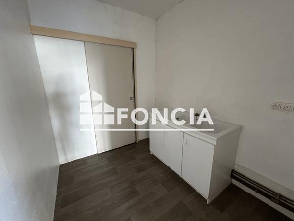 Location Local commercial 2 pièces 40 m² - 2 RUE DE LA POSTE Barbatre 85630