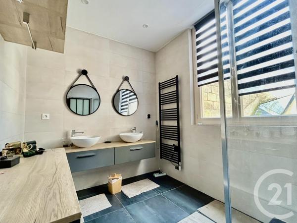 Appartement F3 à vendre  3 pièces - 107,54 m2 LA ROCHE SUR YON - 85