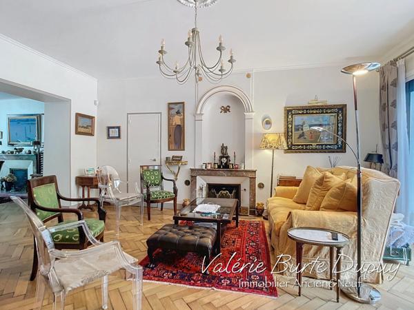 Maison à vendre 6 pièces 213m2 5 Chambres avec Jardin arborée ORLEANS (45)