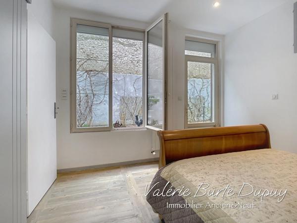 Maison à vendre 6 pièces 213m2 5 Chambres avec Jardin arborée ORLEANS (45)