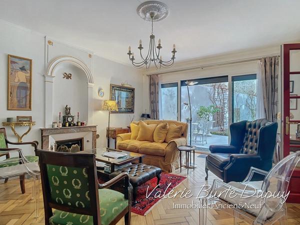 Maison à vendre 6 pièces 213m2 5 Chambres avec Jardin arborée ORLEANS (45)