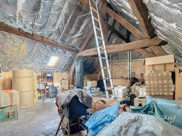 Maison à vendre 6 pièces 213m2 5 Chambres avec Jardin arborée ORLEANS (45)