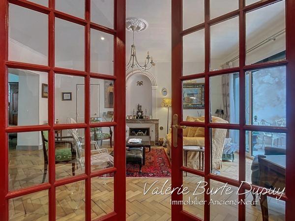 Maison à vendre 6 pièces 213m2 5 Chambres avec Jardin arborée ORLEANS (45)