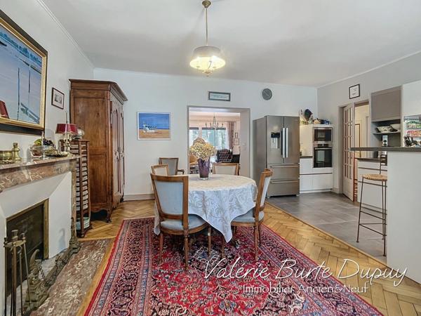 Maison à vendre 6 pièces 213m2 5 Chambres avec Jardin arborée ORLEANS (45)