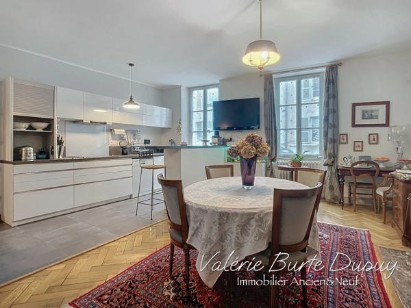 Maison à vendre 6 pièces 213m2 5 Chambres avec Jardin arborée ORLEANS (45)