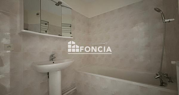 Location Appartement 4 pièces 73.9 m² - Pontcharra 38530