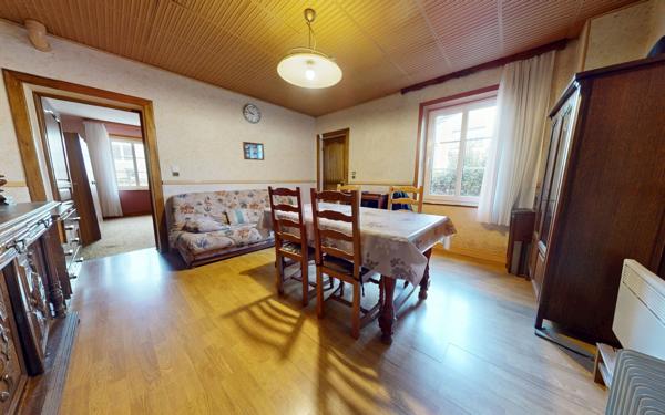 Maison à vendre    7 pièces •  Yutz