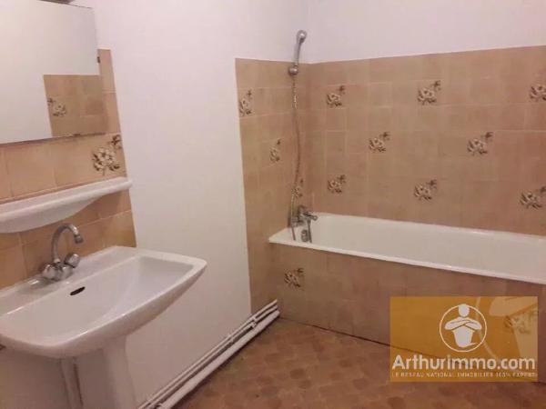 Location Maison de village 78 m2 à La Canourgue