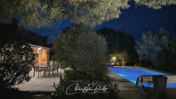 Maison familiale de 182 m² avec piscine et jardin arboré à Rouffiac-Tolosan (31180)