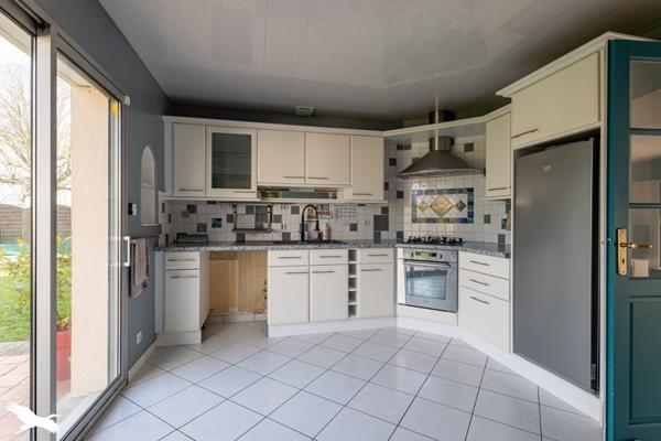 Maison à vendre |                                       Pons |                                        5 pièces  |  123 m²