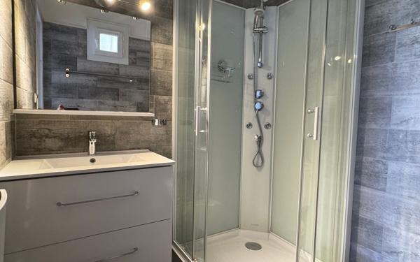 Appartement à vendre    2 pièces • 33,62 m2 Six-Fours-les-Plages