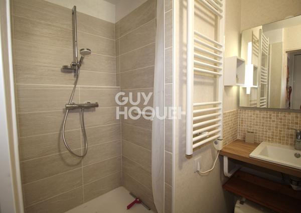 A louer - Studio lumineux avec balcon et vue imprenable ? Location septembre à juin