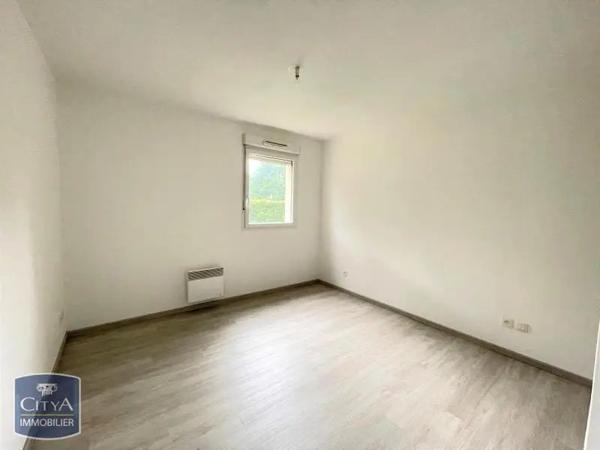 Appartement à louer 2 pièces 43.83m² Alençon (61000)