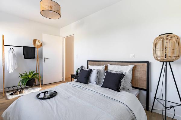 Magnifique appartement dernier étage avec Terrasse et Parking