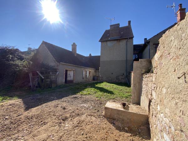 Maison à vendre à Saulzais-le-Potier (18360) - Cher