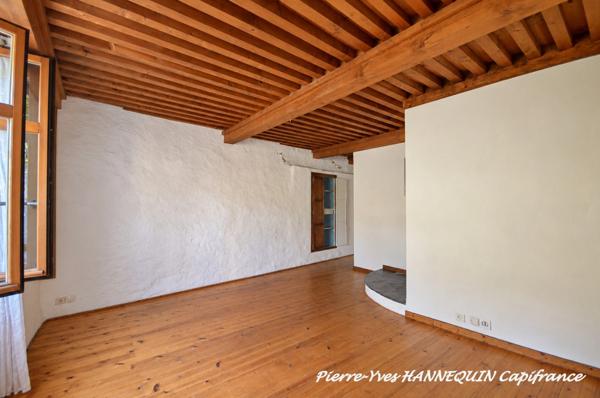 Appartement T3 duplex 76m2 au cœur de la cité médiévale de Conflans