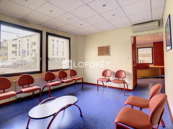 Location local commercial près de Vesoul - 94 m² - 850 € / mois