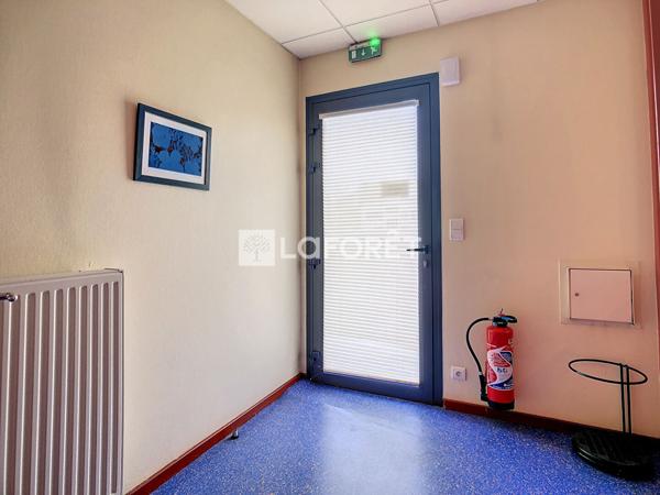 Location local commercial près de Vesoul - 94 m² - 850 € / mois