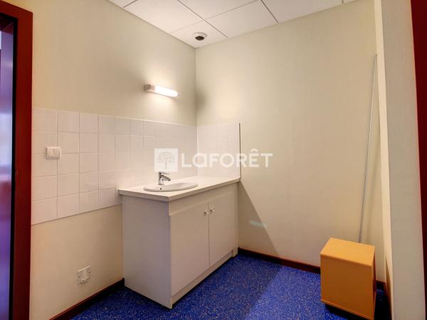 Location local commercial près de Vesoul - 94 m² - 850 € / mois