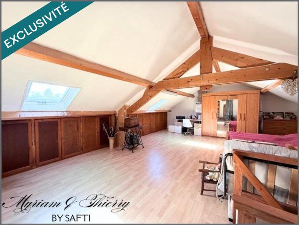 Maison rénovée avec grange jardin et puits