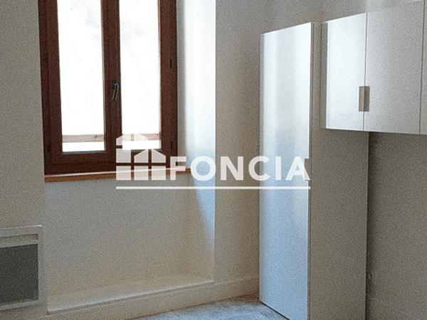 Location Appartement 2 pièces 40.4 m² - 1 RUE CLOVIS HUGUES Embrun 05200