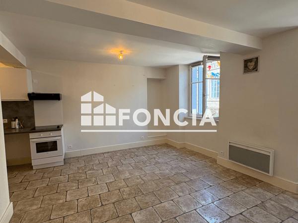 Location Appartement 2 pièces 40.4 m² - 1 RUE CLOVIS HUGUES Embrun 05200