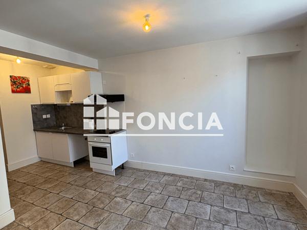 Location Appartement 2 pièces 40.4 m² - 1 RUE CLOVIS HUGUES Embrun 05200