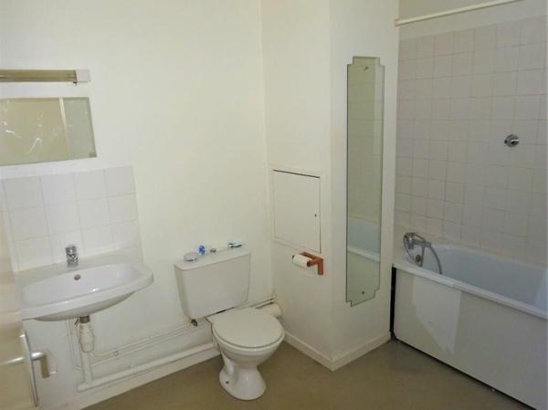 Appartement à louer    2 pièces • 46 m2 Compiègne