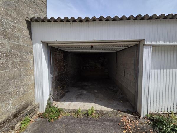 Garage - Parking à vendre à Ploemeur dans le Morbihan (56270), ref : 56039-1325