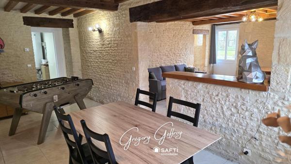 DOUBLE GARAGE DE 80m²