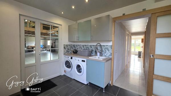 DOUBLE GARAGE DE 80m²