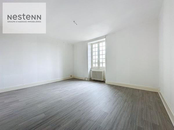 Maison NON MITOYENNE avec grand garage - Quimper Centre Historique