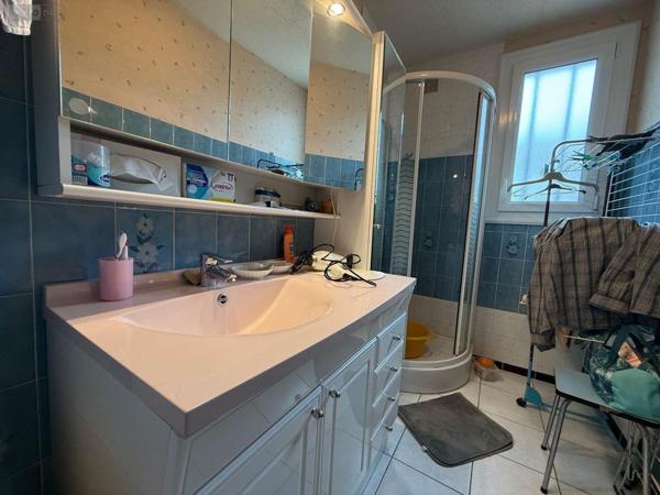 Maison à vendre à La Bazoge dans la Sarthe (72650), ref : SL-72021-500
