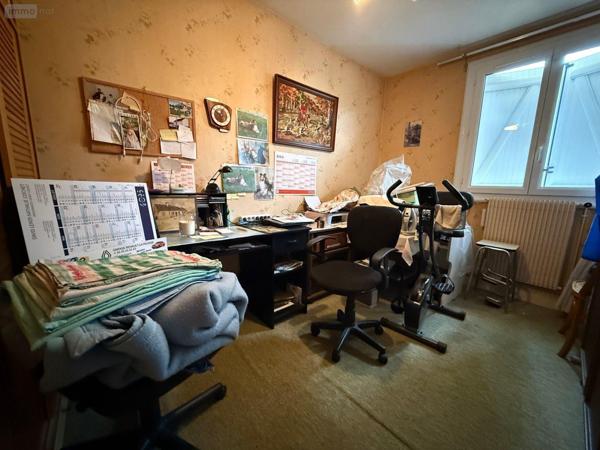 Maison à vendre à La Bazoge dans la Sarthe (72650), ref : SL-72021-500
