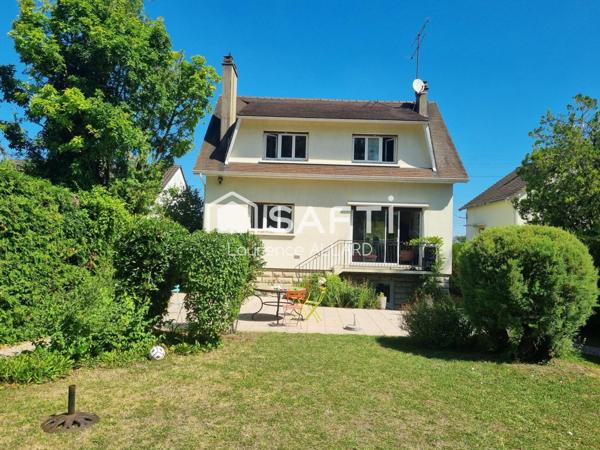 Maison coup de coeur dans quartier résidentiel