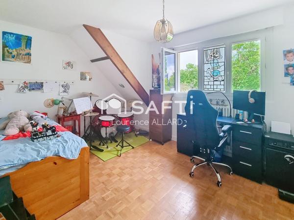 Maison coup de coeur dans quartier résidentiel