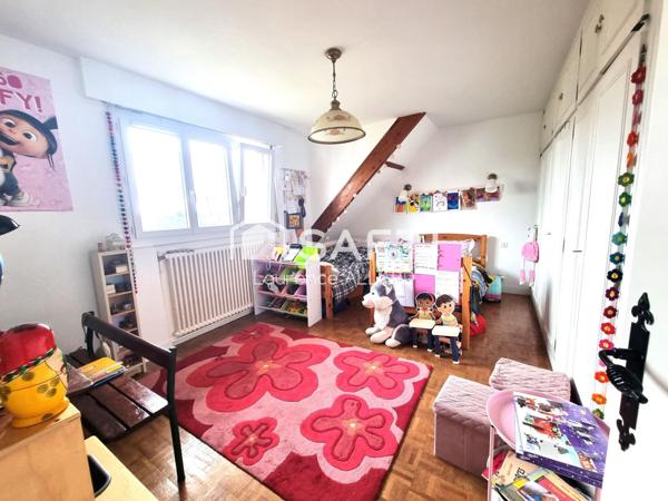 Maison coup de coeur dans quartier résidentiel