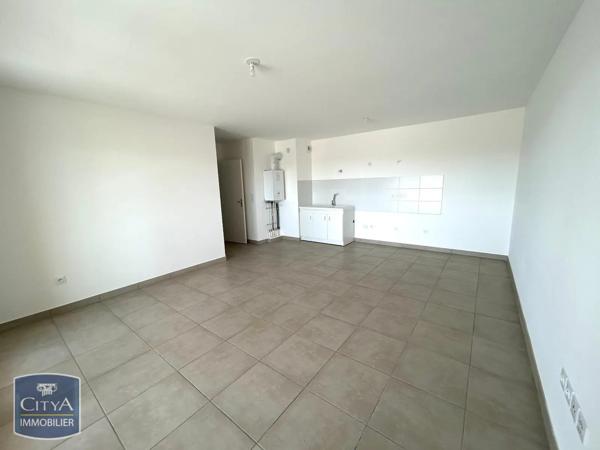 Appartement à louer 3 pièces 66.57m² Orange (84100)