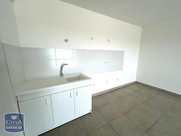 Appartement à louer 3 pièces 66.57m² Orange (84100)