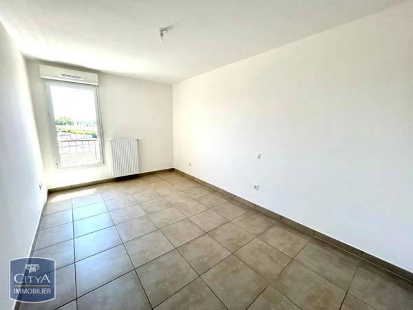 Appartement à louer 3 pièces 66.57m² Orange (84100)