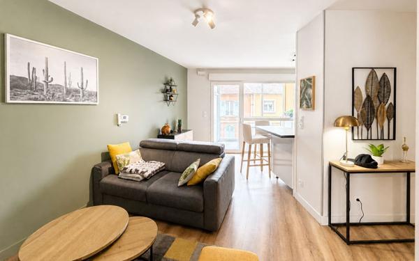 Appartement à vendre    2 pièces •  Sérézin-du-Rhône