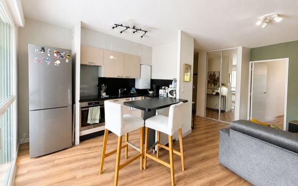 Appartement à vendre    2 pièces •  Sérézin-du-Rhône