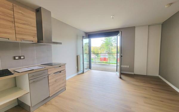 Appartement à vendre    2 pièces • 47 m2 Lons