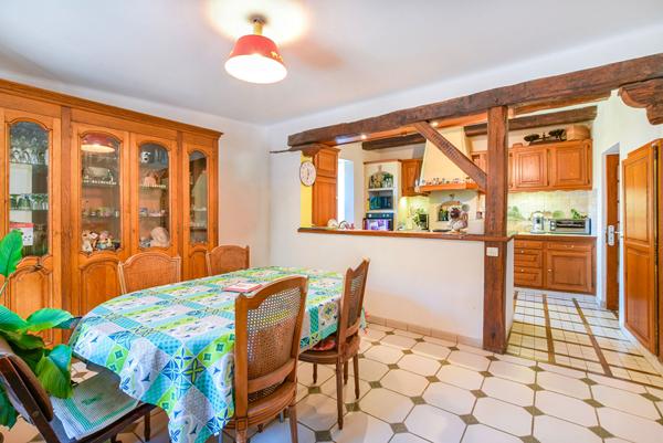 Charmante maison à vendre à moins de 10 minutes de Verneuil l'étang