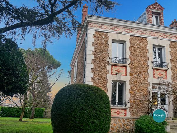 Maison familiale de prestige 9 pièces 303 m2