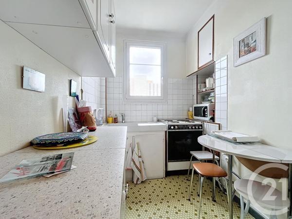 Appartement F2 à vendre  2 pièces - 43 m2 PARIS - 75018