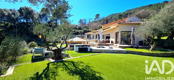 Maison à vendre 5 pièces 147 m² Solliès-Ville