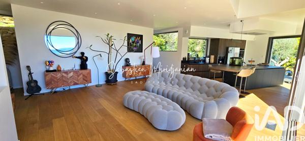 Maison à vendre 5 pièces 147 m² Solliès-Ville