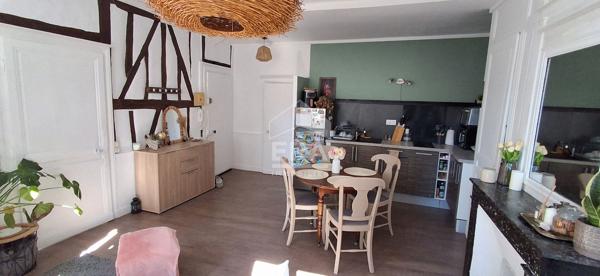 Appartement  Rouen 2 pièce(s) 37 m2, à proximité de la place du vieux marché.