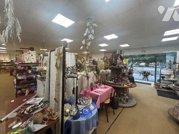 Local commercial à Aubusson